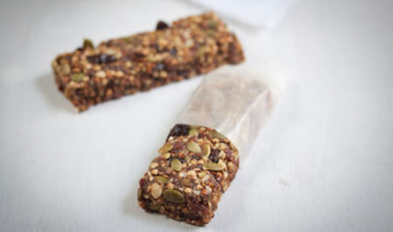 Gluten-Free Almond Date Granola Bars