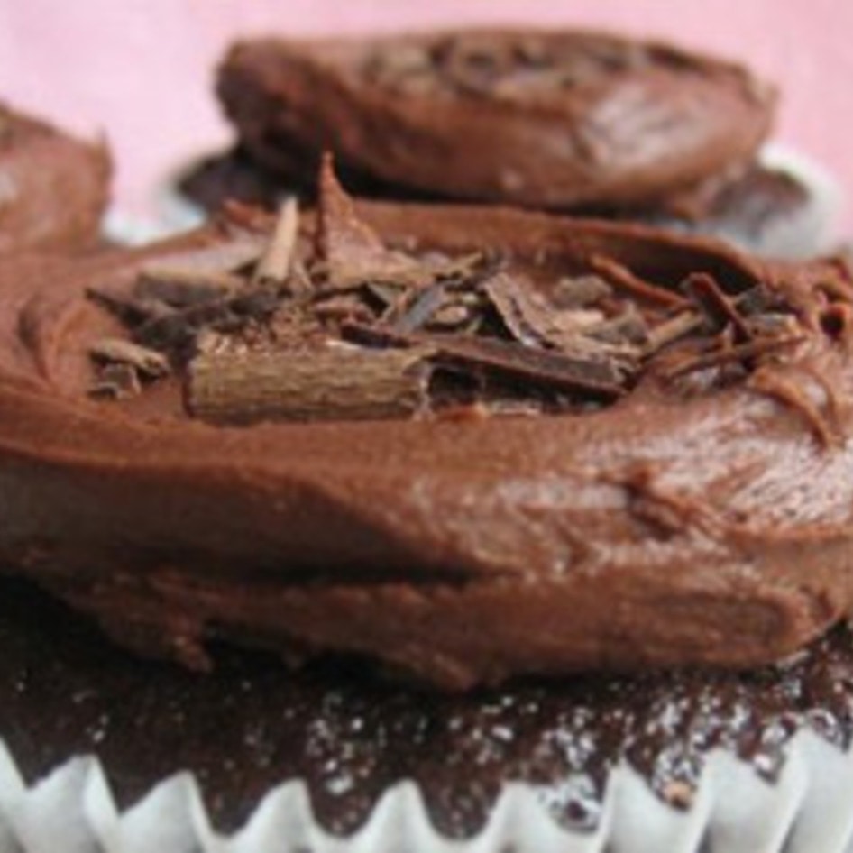 Chocolate Caramelized Banana Cupcakes