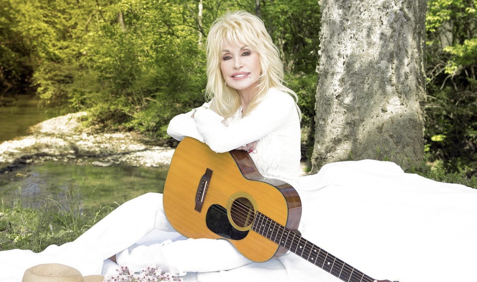 You'll Be Making Dolly Parton's Vintage 3-Bean Salad Recipe All Summer Long