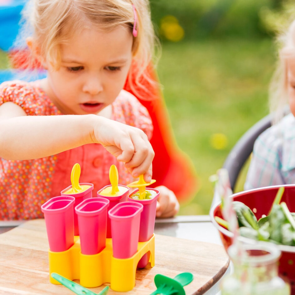 8 Fun Popsicle Molds for Yummy Frozen Summer Treats