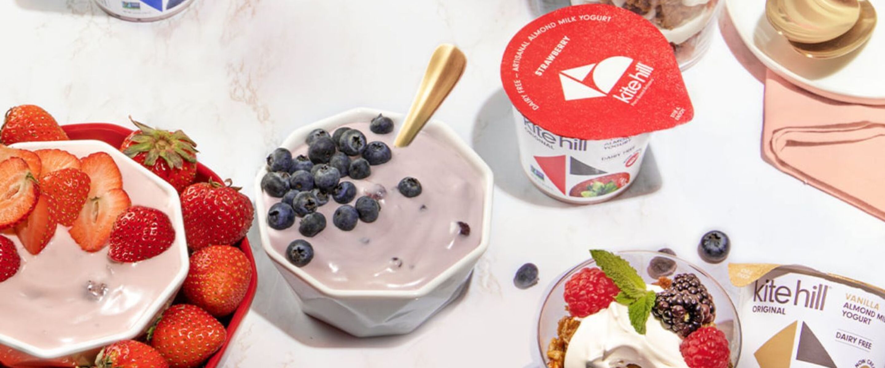 These 22 Dairy-Free Yogurt Options Are so Tasty You Won't Miss the Milk