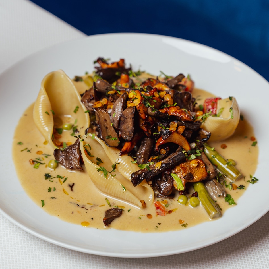 NYC’s Iconic Delmonico's Gets in on the Mushrooms-As-Meat Trend