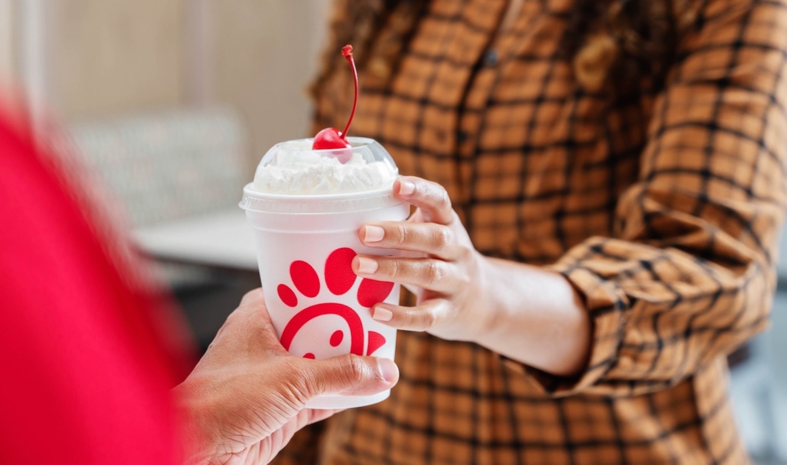 Chick-fil-A's Banana Pudding Milkshake Is Back, And It's Even Better Without Dairy. Here's How to Make It