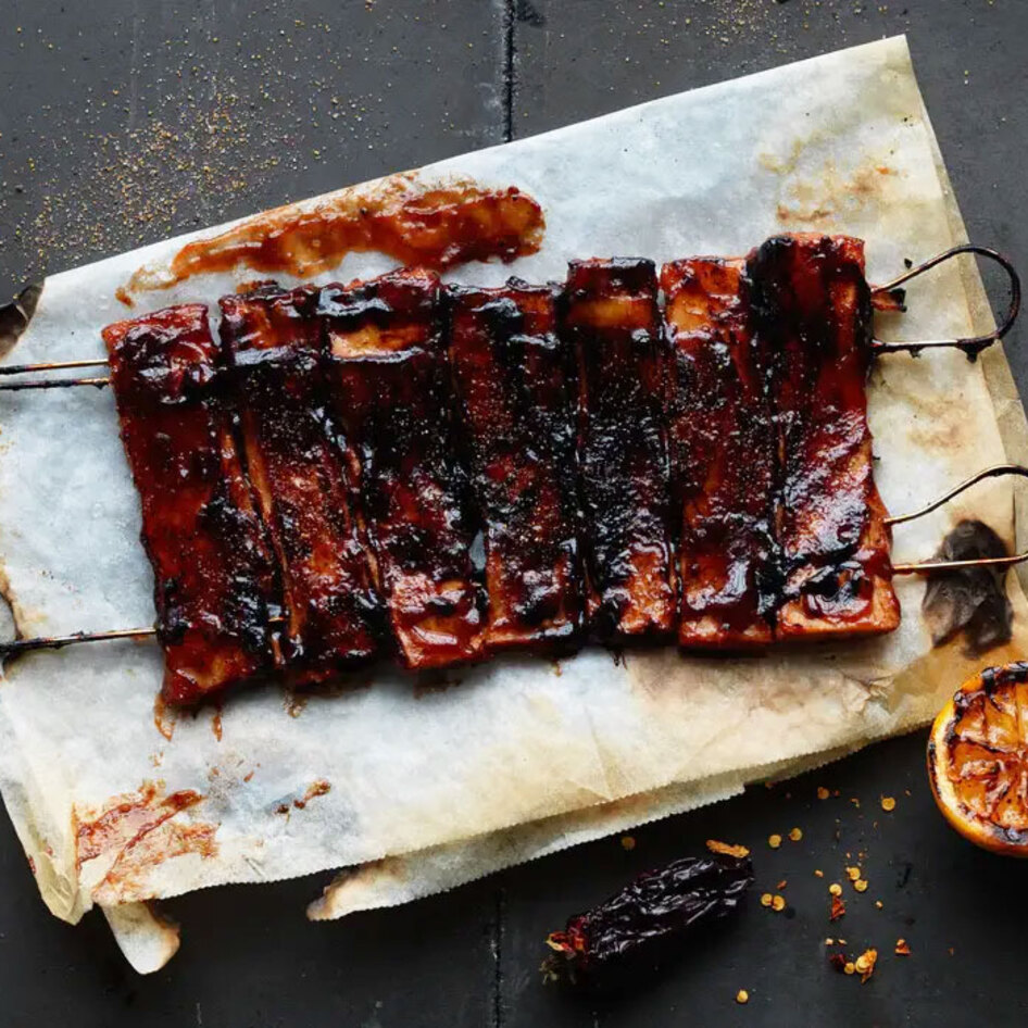 The Juiciest, Meatiest Meat-Free Ribs You Can Buy