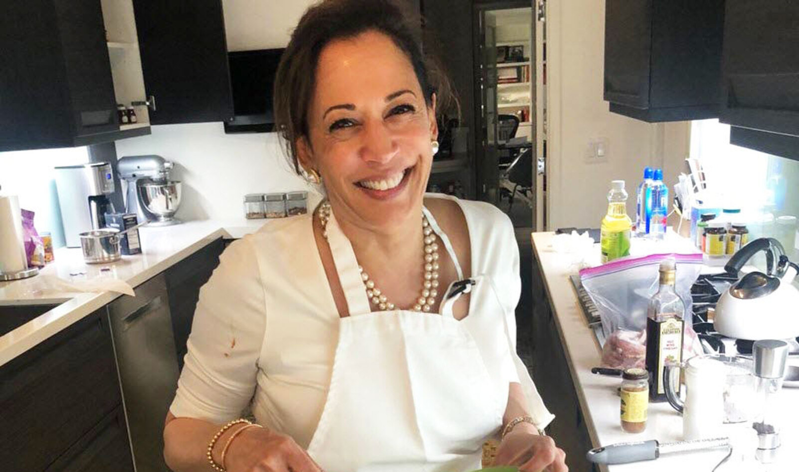 Kamala Harris' Secret to Delicious Greens Is a Bathtub and Some Tabasco