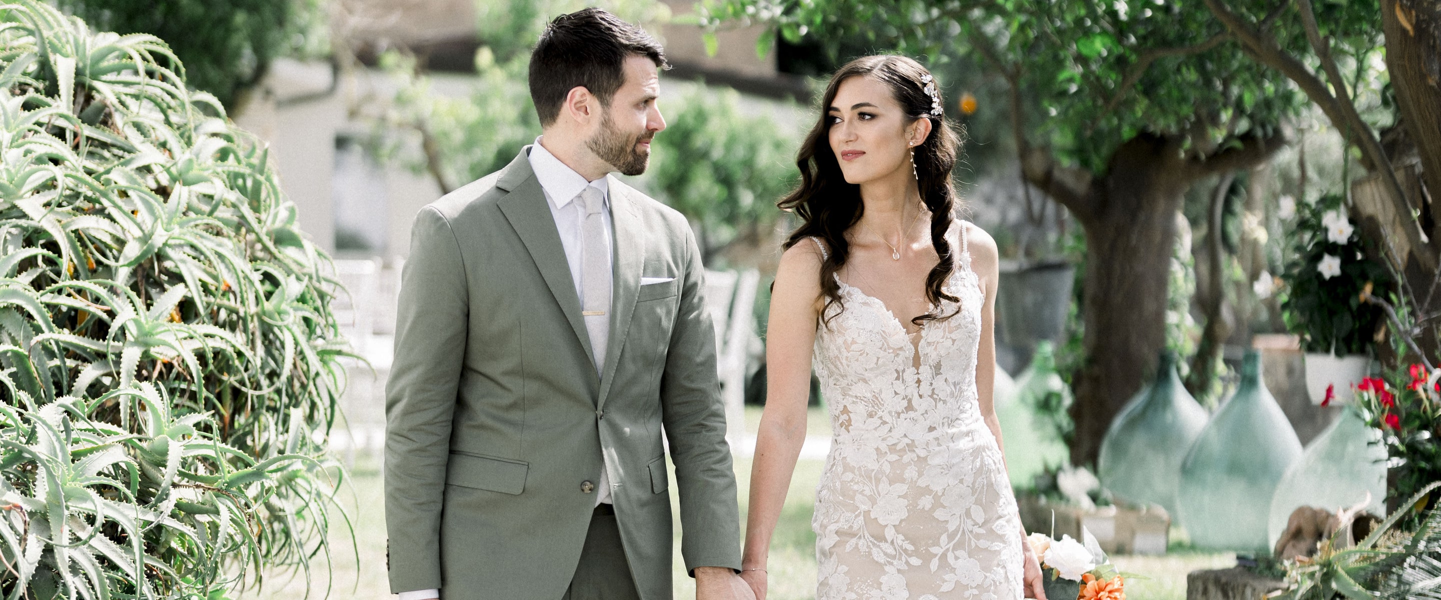 Vegan Love Stories: A Magical Italian Countryside Reception Overlooking the Amalfi Coast