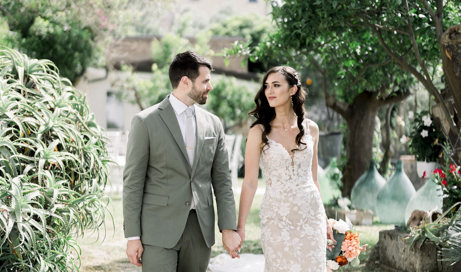 Vegan Love Stories: A Magical Italian Countryside Reception Overlooking the Amalfi Coast