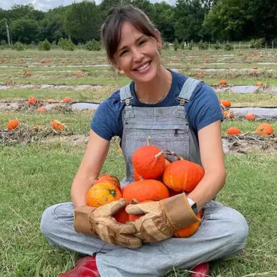 How to Grow a Pumpkin Patch Just Like Jennifer Garner