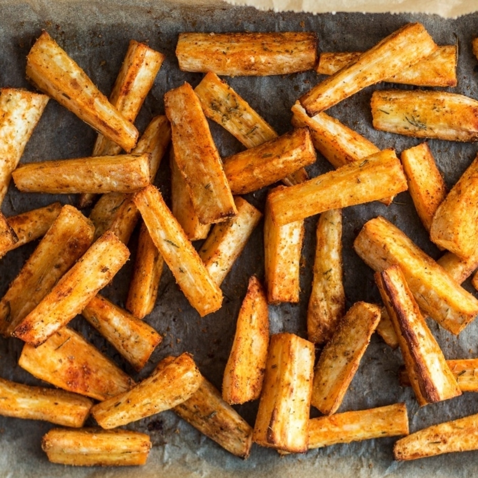 How to Cook With Parsnips, From Creamy Curry to Homemade Crisps