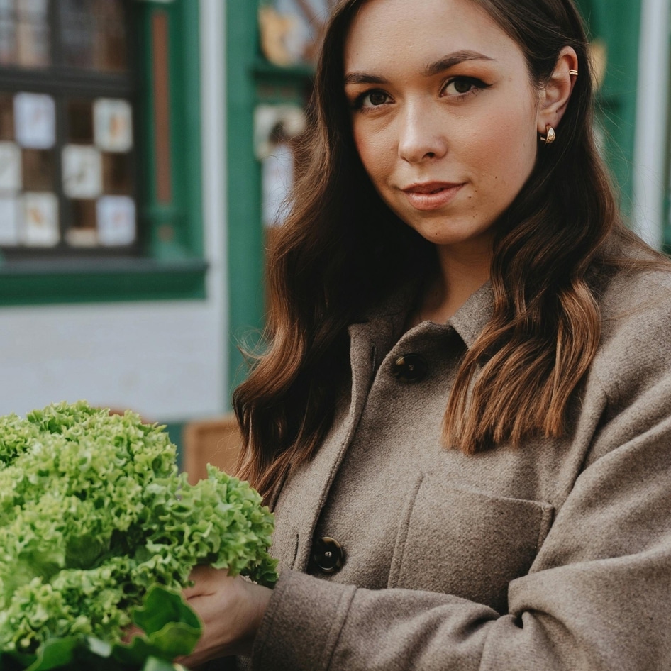 From Eating More Greens to Staying Hydrated, 5 Expert Tips for Hair Growth