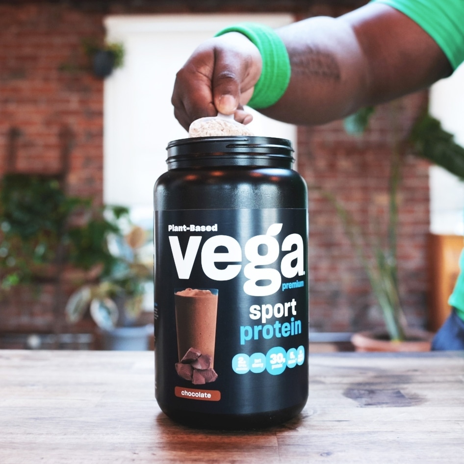 Vegan Protein Powders Aren’t All the Same: The Complete Guide