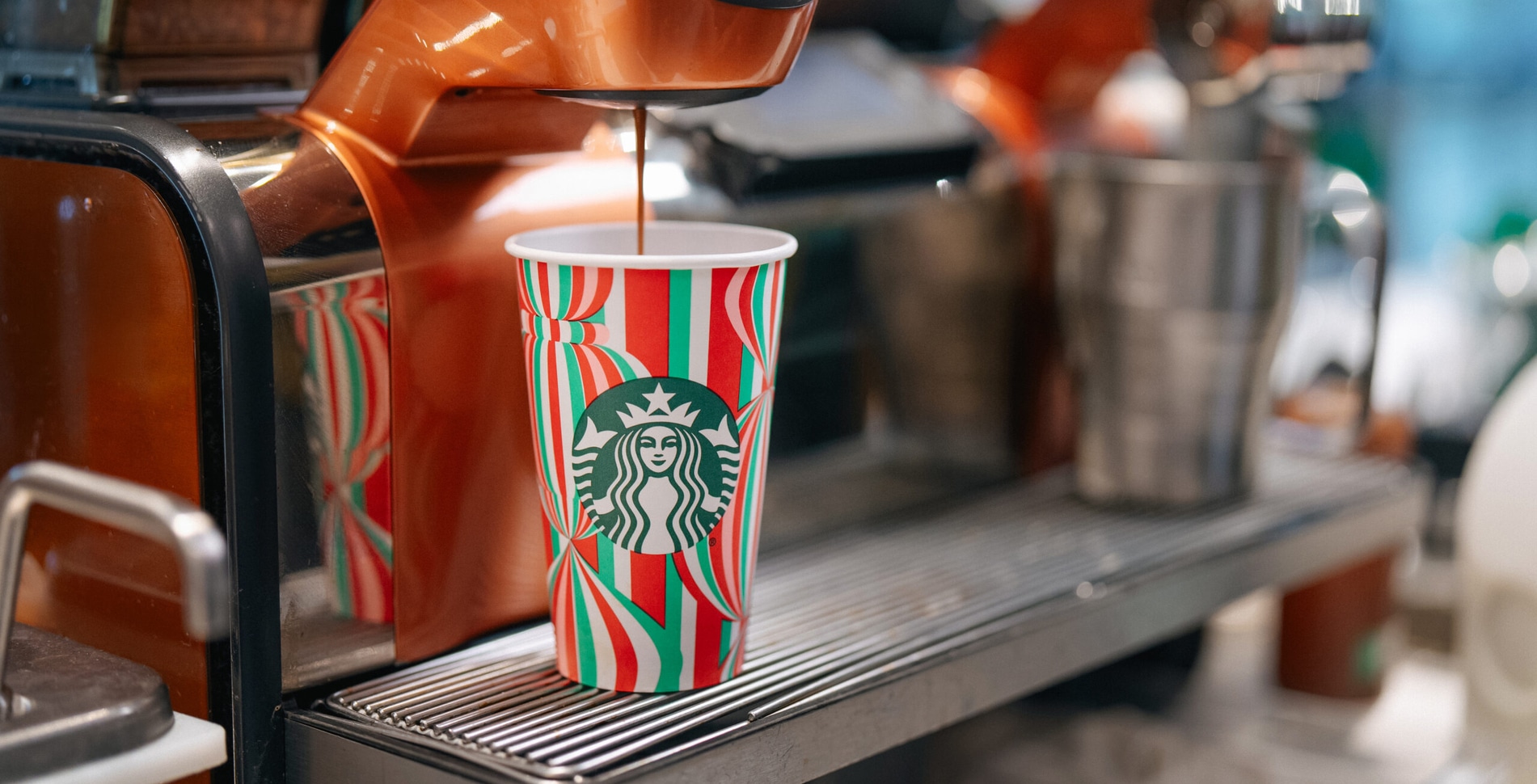 The Complete Guide to Starbucks' 2024 Vegan Holiday Drinks