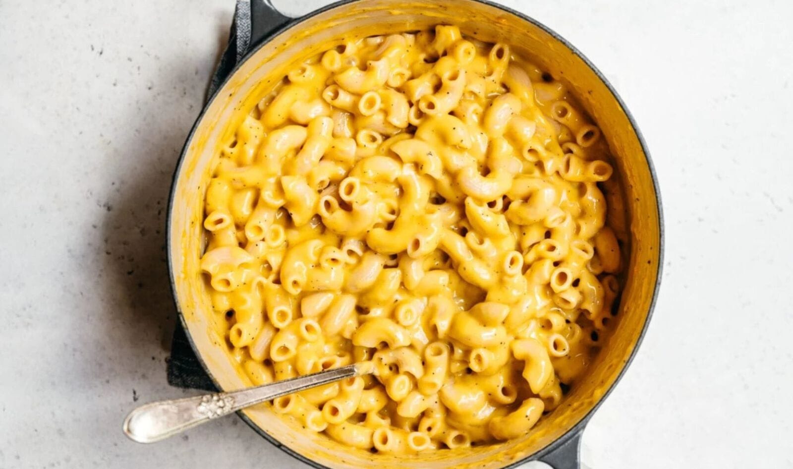 24 Must-Try Vegan Mac and Cheese Recipes