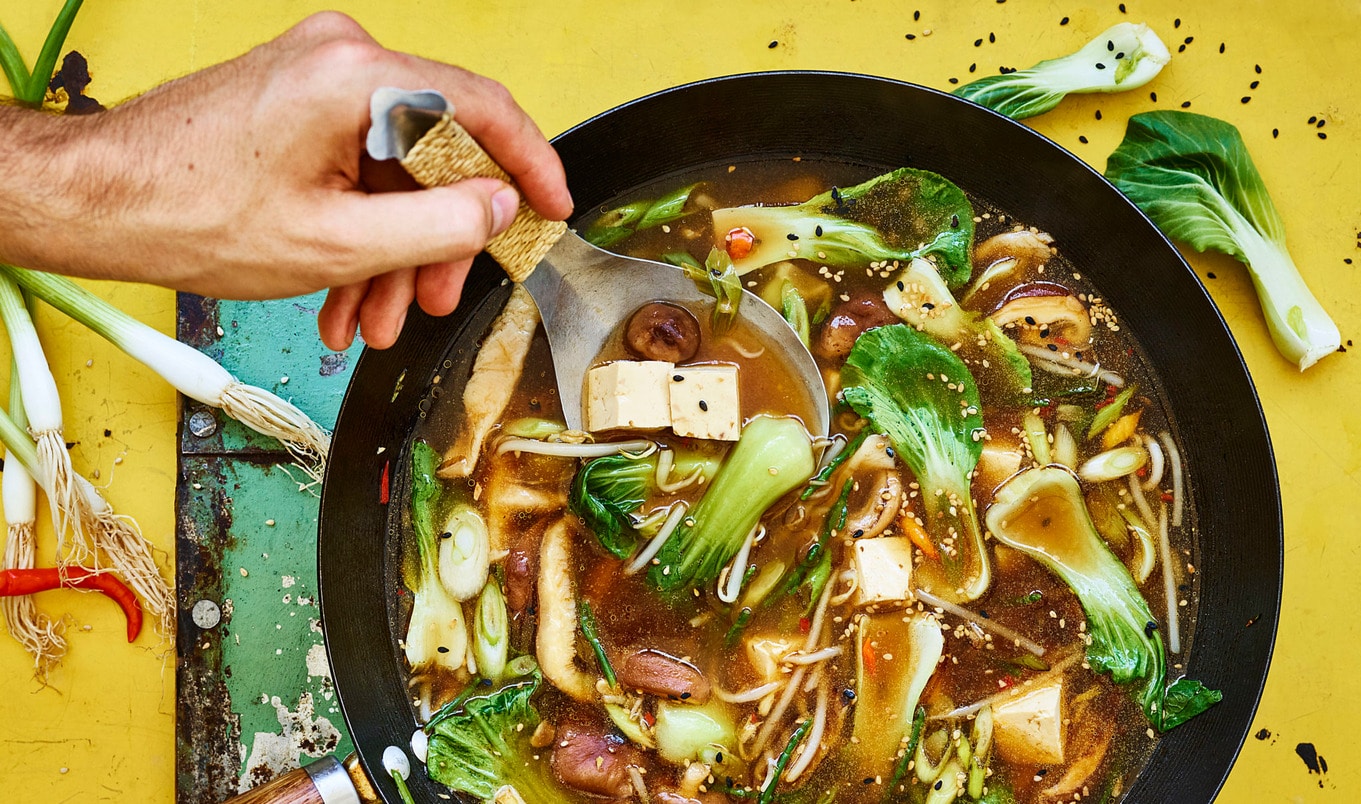 Vegan Sweet and Spicy Ginger Garlic Soup Broth