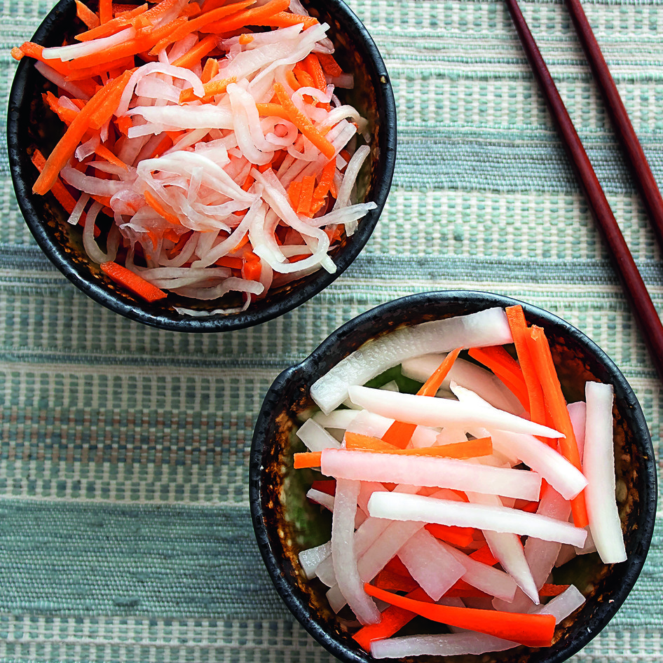 Quick Pickled Carrots and Daikon