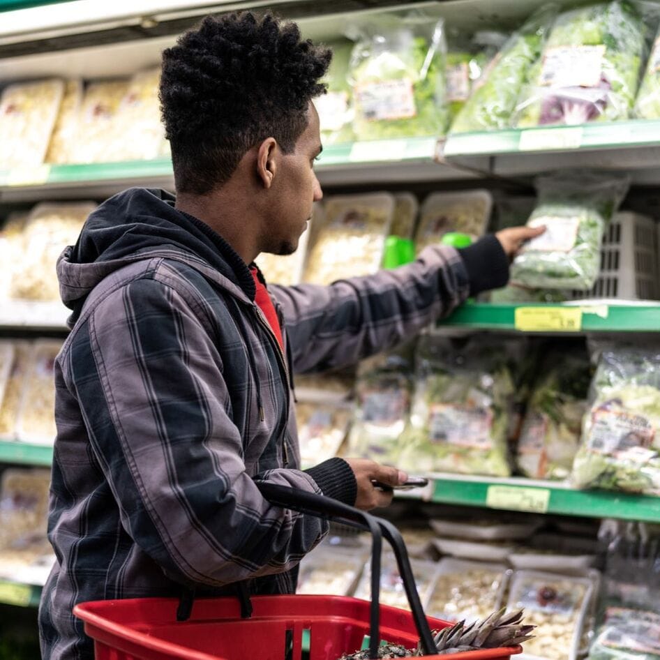 Should You Wash Your Ready-to-Eat Salad Anyway? New Study Says Yes