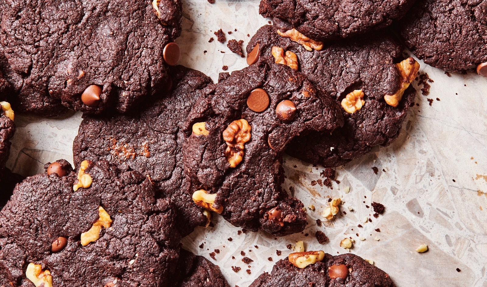 45 Vegan Cookies for Every Occassion: From Chocolate Chip to Nutella-Stuffed