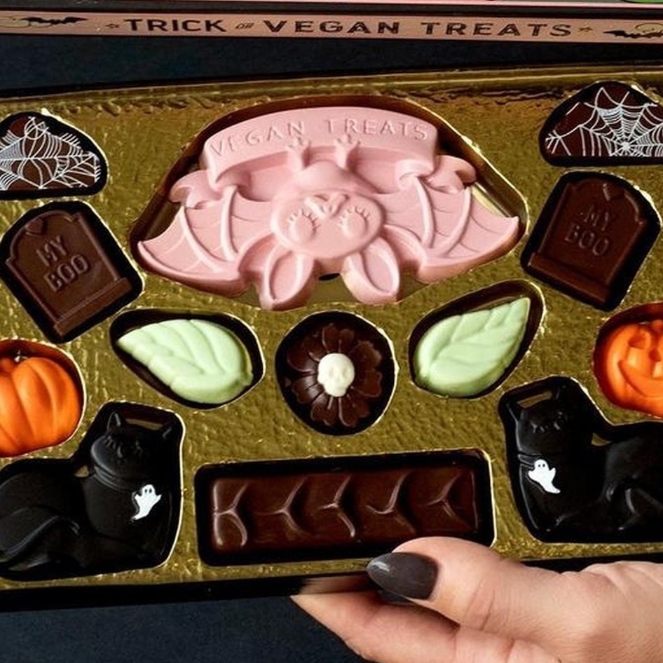 Treat Yourself: These Vegan Halloween Treats Ship Nationwide