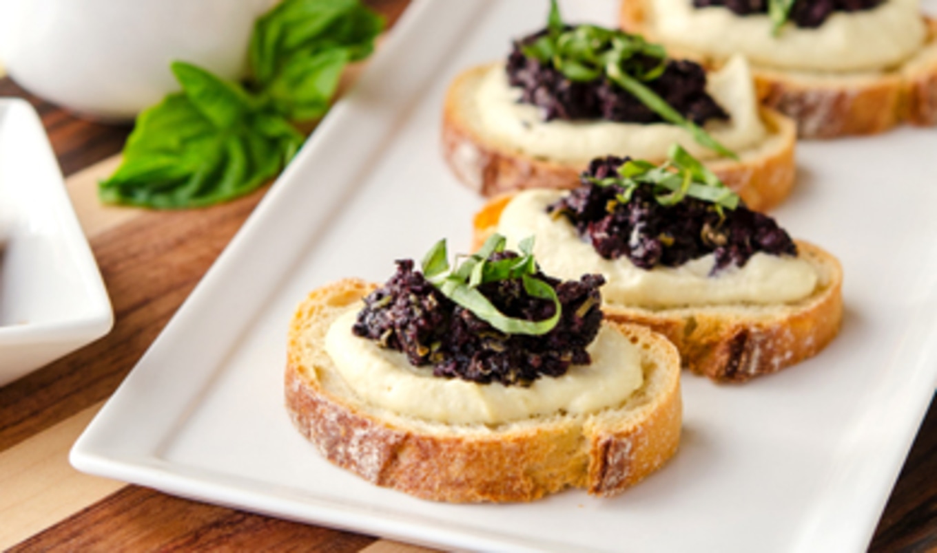 Vegan Cauliflower-Cashew Crostini With Tapenade