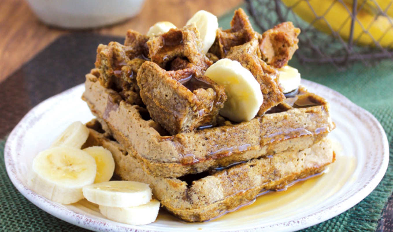 Vegan Banana Oat Waffles With Maple Syrup