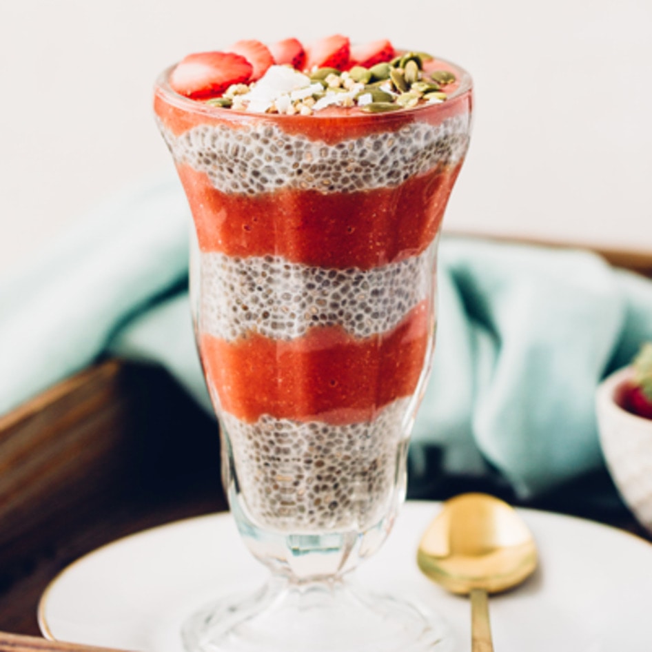 Healthy Vegan Strawberry Mango Chia Pudding