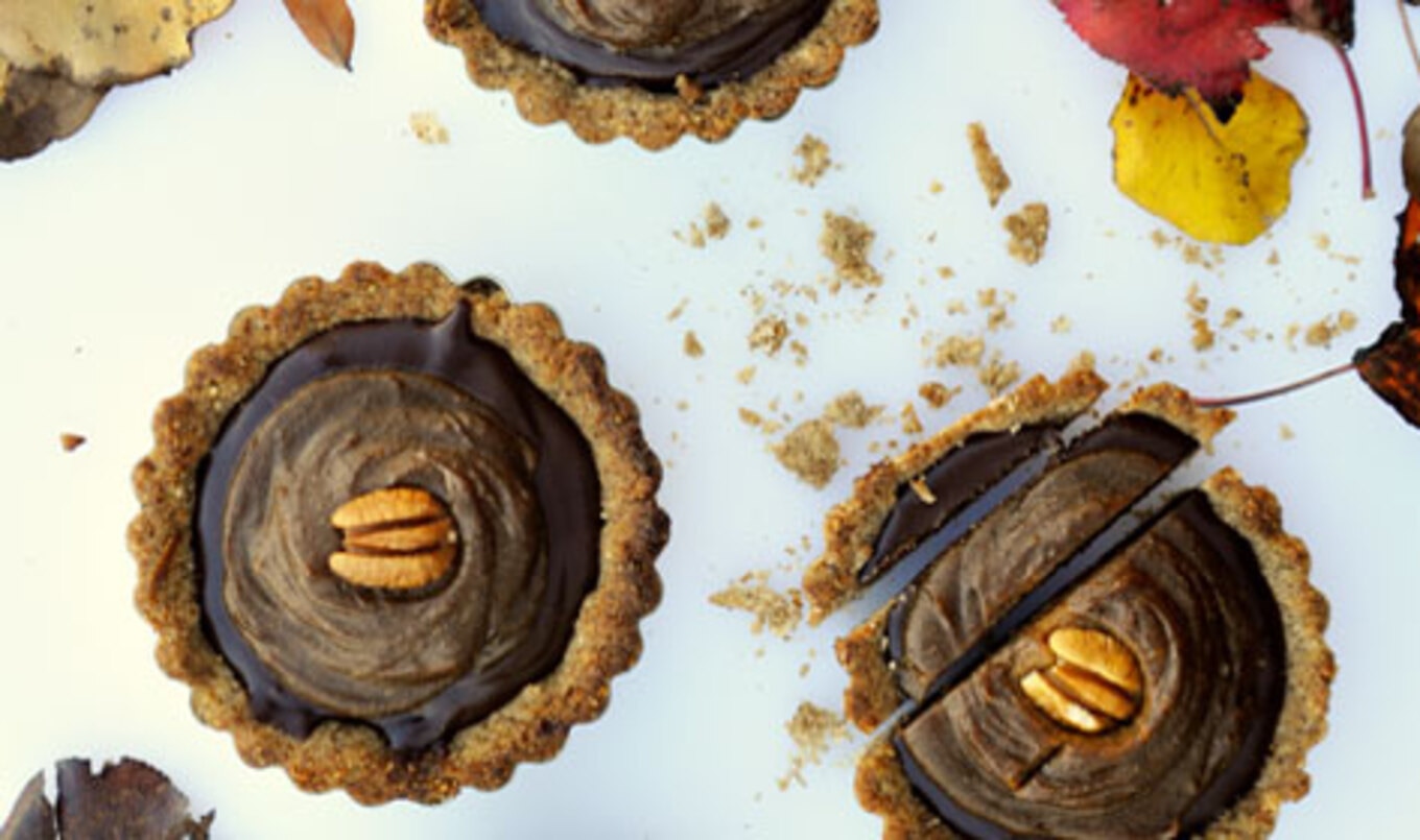 Vegan Pumpkin Caramel Chocolate Tarts